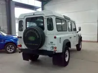 Usado Land Rover Defender 122 CV (89 kW) 2013 Blanco SUV