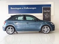 Usado Audi A1 Sportback Ambition 116 CV (85 kW) 2018 Azul Utilitario