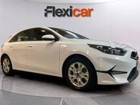 Usado Kia Ceed 120 CV (88 kW) 2022 Blanco Utilitario