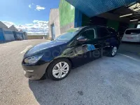 Usado Peugeot 308 SW Active 120 CV (88 kW) 2017 Negro Familiar