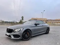 Usado Mercedes C250 AMG line 204 CV (150 kW) 2016 Gris / plata Coupe