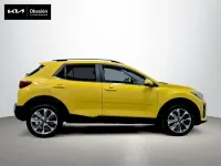 Usado Kia Stonic 120 CV (88 kW) 2017 Amarillo SUV