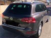 Usado VW Touareg 204 CV (150 kW) 2011 Gris / plata SUV