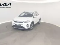 Usado Kia Stonic 101 CV (74 kW) 2025 Blanco SUV