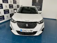 Usado Peugeot 2008 Allure 130 CV (95 kW) 2021 Blanco SUV