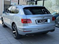 Usado Bentley Bentayga 550 CV (404 kW) 2019 Gris / plata SUV