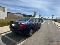 Usado Ford Focus Trend 90 CV (66 kW) 2007 Azul Berlina