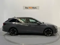 Usado Cupra Leon 150 CV (110 kW) 2025 Gris / plata Familiar