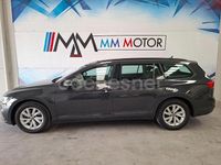 Usado VW Passat 122 CV (89 kW) 2020 Gris / plata Familiar
