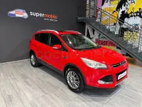 Usado Ford Kuga Titanium 140 CV (102 kW) 2014 Rojo SUV