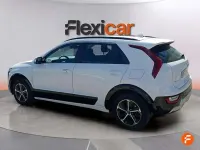 Usado Kia Niro 141 CV (103 kW) 2023 Blanco SUV