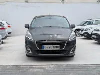 Usado Peugeot 5008 Active 115 CV (84 kW) 2013 Gris / plata Monovolumen
