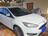 Usado Ford Focus Trend 95 CV (69 kW) 2015 Blanco Berlina