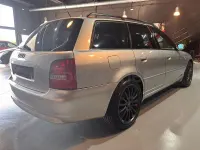Usado Audi S4 265 CV (194 kW) 2001 Gris / plata Familiar