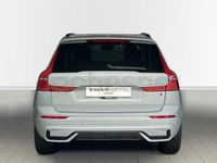 Usado Volvo XC60 Plus 250 CV (183 kW) 2025 Gris / plata SUV