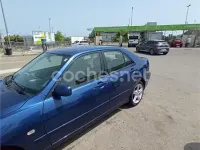 Usado Lexus IS200 Luxury Line 155 CV (114 kW) 2002 Azul Berlina