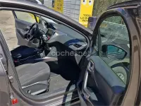Usado Peugeot 2008 Active 92 CV (67 kW) 2015 Gris / plata SUV