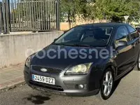 Usado Ford Focus Trend 115 CV (84 kW) 2006 Azul Berlina