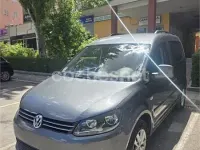 Usado VW Caddy Comfortline 102 CV (75 kW) 2012 Gris / plata Monovolumen