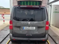 Usado Peugeot Traveller Allure 177 CV (130 kW) 2019 Gris / plata Monovolumen