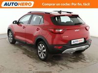 Usado Kia Stonic 84 CV (61 kW) 2023 Rojo SUV