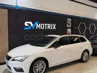 Usado Seat Leon Style 110 CV (80 kW) 2018 Blanco Familiar