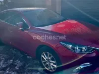 Usado Mazda 3 Style 120 CV (88 kW) 2015 Rojo Berlina