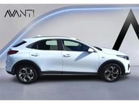 Usado Kia XCeed 136 HP (100 kW) 2022 Branco SUV