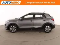 Usado Kia Stonic 84 CV (61 kW) 2023 Gris SUV