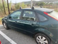 Usado Ford Focus Trend 100 CV (73 kW) 2008 Verde Berlina