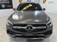 Usado Mercedes GLC300e 320 CV (235 kW) 2021 Gris / plata Coupe