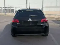Usado Peugeot 308 Style 131 CV (96 kW) 2015 Negro Utilitario