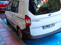Usado Ford Tourneo Courier Trend 100 CV (73 kW) 2019 Blanco Monovolumen