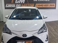 Usado Toyota Yaris Business Edition 69 CV (50 kW) 2019 Blanco Berlina