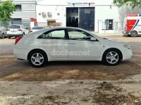 Usado Nissan Primera 140 CV (102 kW) 2004 Blanco Berlina