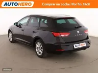 Usado Seat Leon Style 131 CV (96 kW) 2019 Negro Familiar
