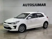 Usado Kia Rio 84 CV (61 kW) 2023 Blanco Berlina