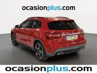 Begagnad Mercedes GLA200 Urban 136 HK (100 kW) 2017 Röd SUV
