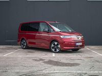 Usado VW Multivan Style 150 CV (110 kW) 2025 Rojo Van