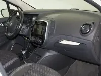 Usado Renault Captur Zen 130 CV (95 kW) 2019 Beige SUV