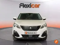 Usado Peugeot 3008 Active 131 CV (96 kW) 2019 Blanco SUV