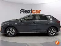 Usado Kia XCeed 120 CV (88 kW) 2019 Gris SUV