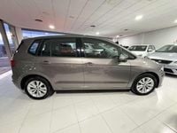 Usado VW Golf Sportsvan Advance 116 CV (85 kW) 2016 Gris Monovolumen