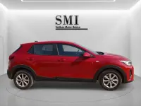 Usado Kia Stonic GT-Line 120 CV (88 kW) 2022 Rojo SUV