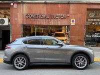 Usado Alfa Romeo Stelvio Veloce 280 CV (205 kW) 2020 Gris / plata SUV
