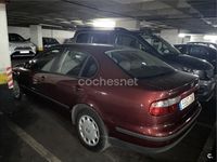 Usado Seat Toledo Stella 110 CV (80 kW) 2003 Granate Berlina