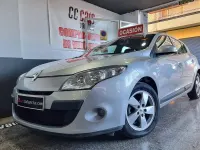 Usado Renault Mégane Business 110 CV (80 kW) 2013 Gris / plata Berlina