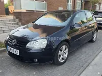 Usado VW Golf V Trendline 102 CV (75 kW) 2007 Negro Berlina