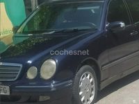 Käytetty Mercedes E200 Elegance 163 HP (119 kW) 2001 Sininen Sedan
