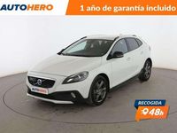 Usado Volvo V40 Summum 151 CV (111 kW) 2016 Blanco Familiar